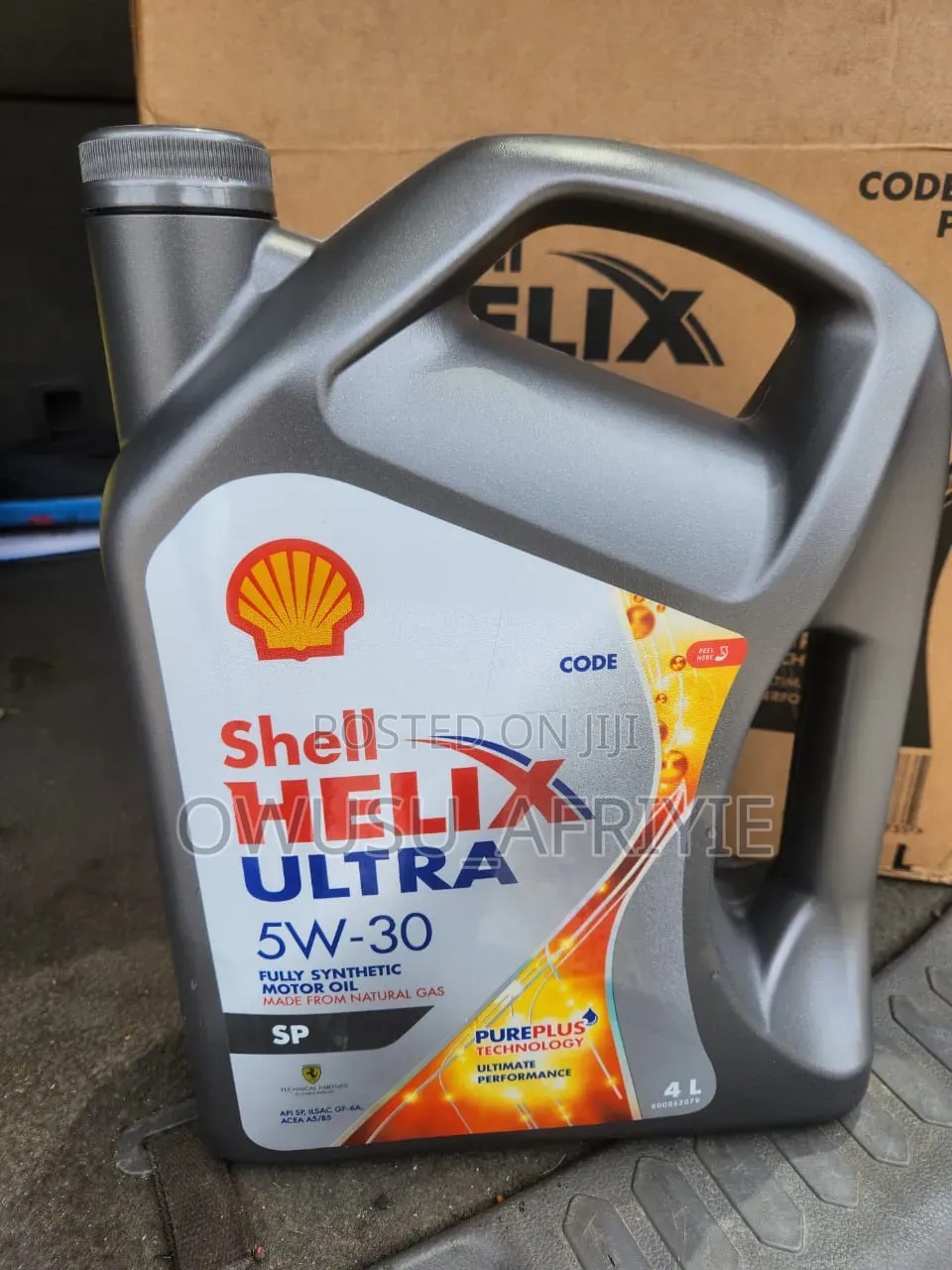 Shell Helix 5w-30 Fully Synthetic Engine Oil.