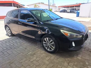 Hyundai Elantra 2019 Black