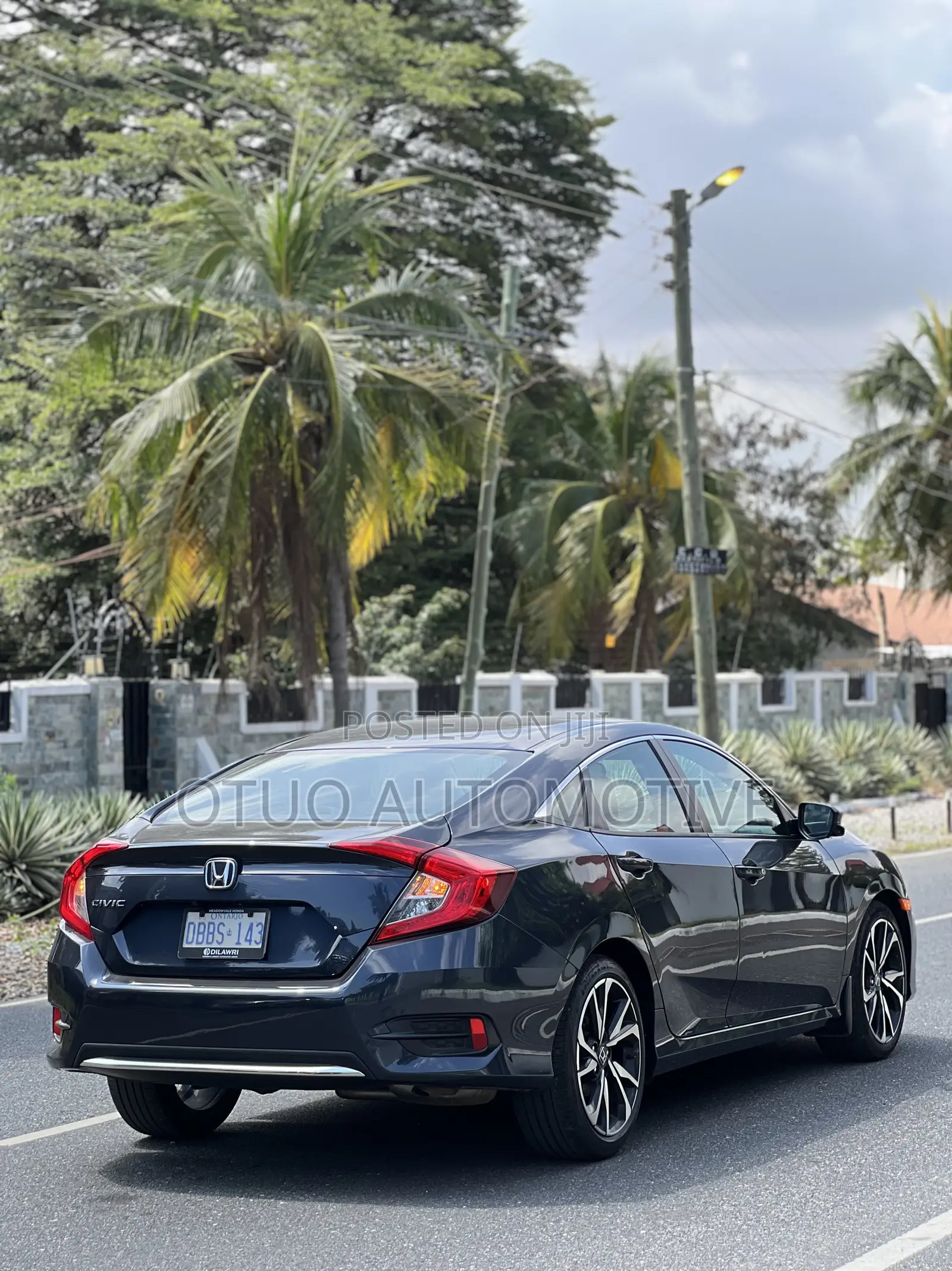 Honda Civic EX Sedan 2020 Gray