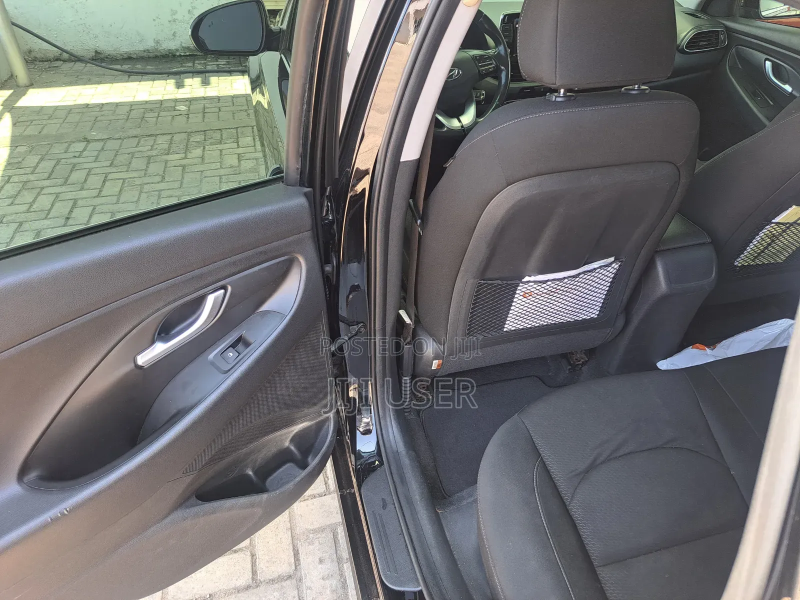 Hyundai Elantra 2019 Black