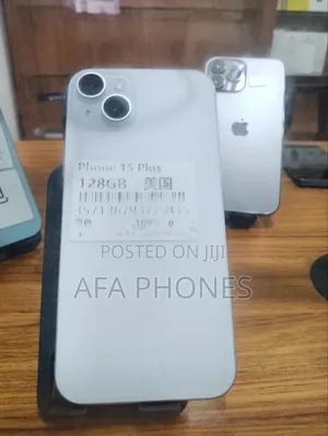 New Apple iPhone 15 Plus 128 GB Silver