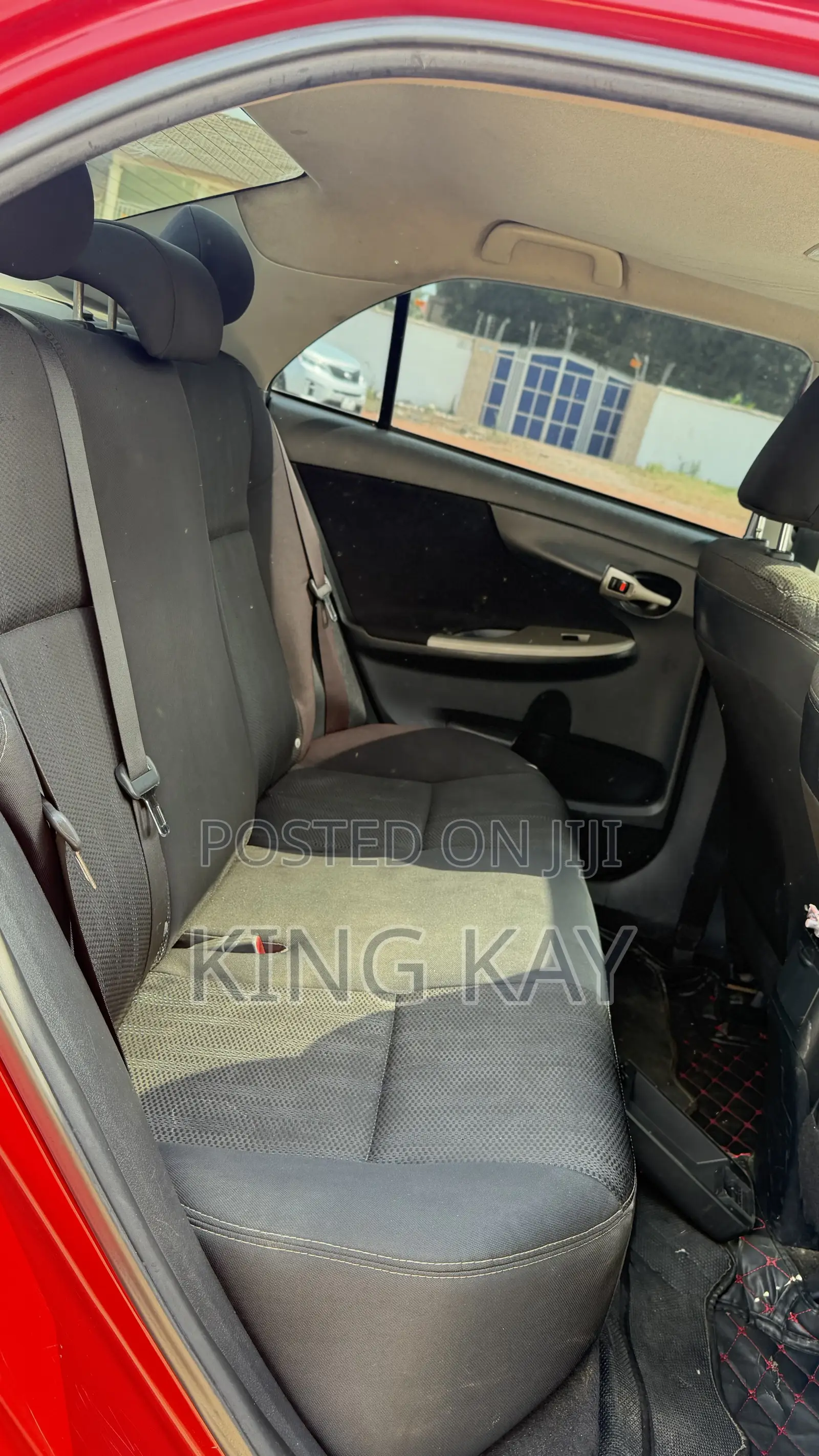 Toyota Corolla LE Special Edition 4dr Sedan (1.8L 4cyl 4A) 2013 Red