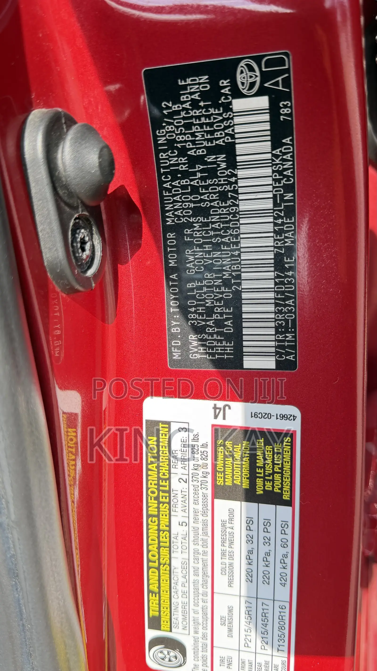 Toyota Corolla LE Special Edition 4dr Sedan (1.8L 4cyl 4A) 2013 Red