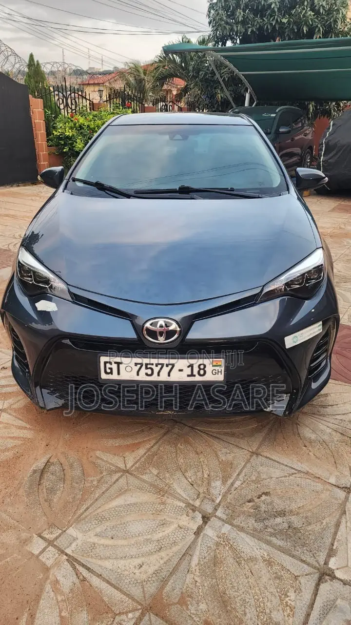 Toyota Corolla 2017 Gray