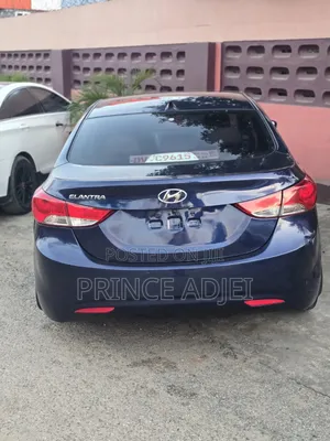 Hyundai Elantra GLS Sedan FWD (1.8L 4cyl 6A) 2013 Blue