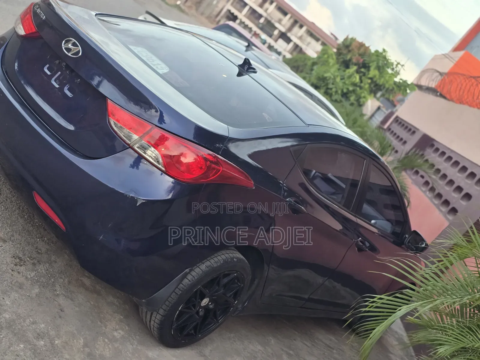 Hyundai Elantra GLS Sedan FWD (1.8L 4cyl 6A) 2013 Blue