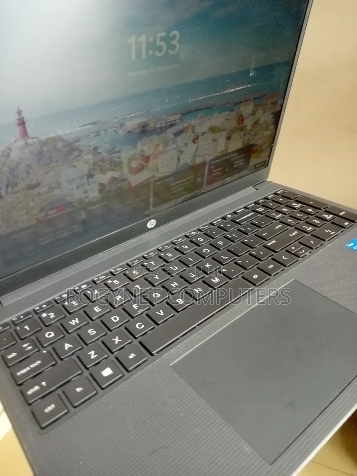 Laptop HP 250 G10 8GB Intel Core i3 SSD 256GB