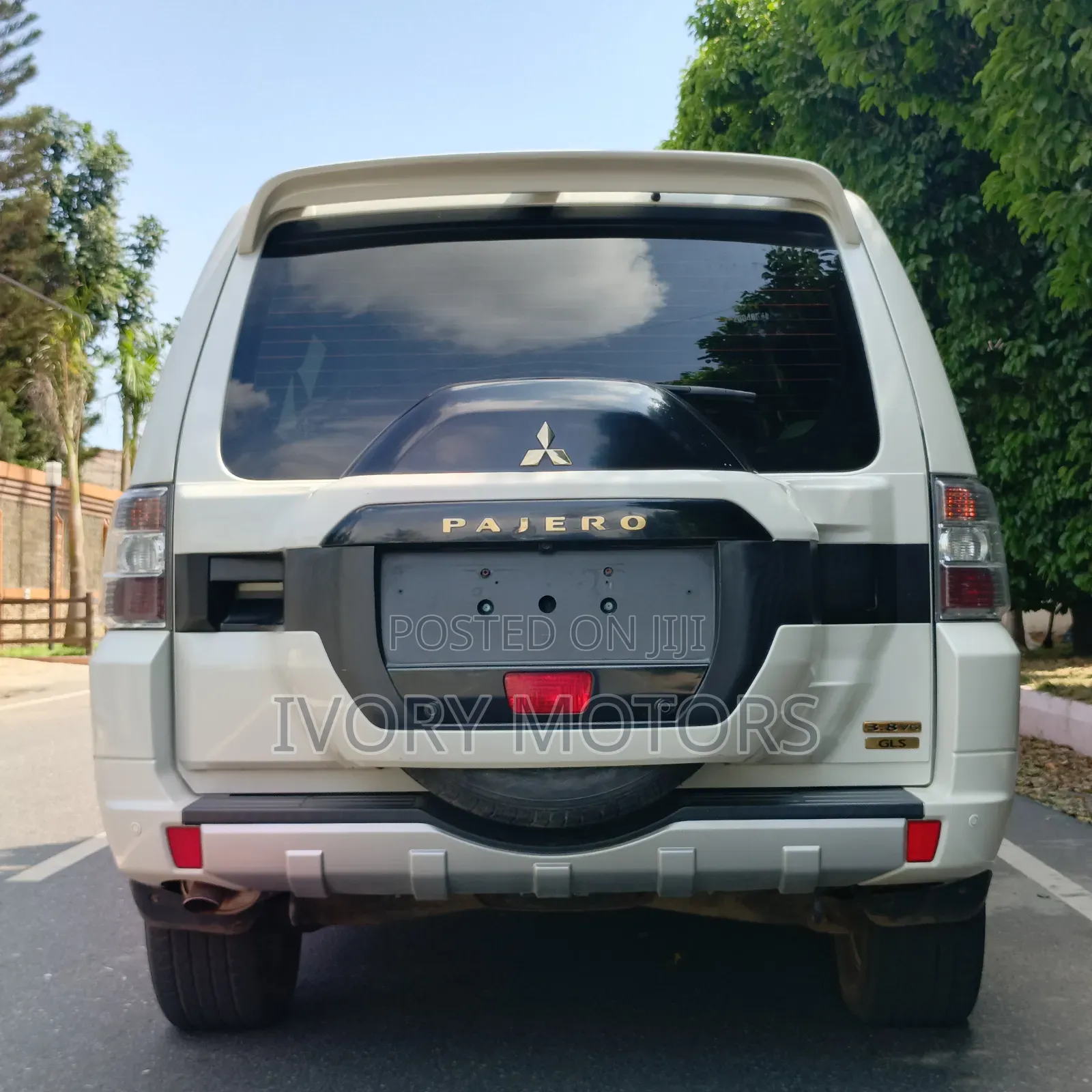 Mitsubishi Pajero V90 3.8 V6 GLS/GLX 2019 White