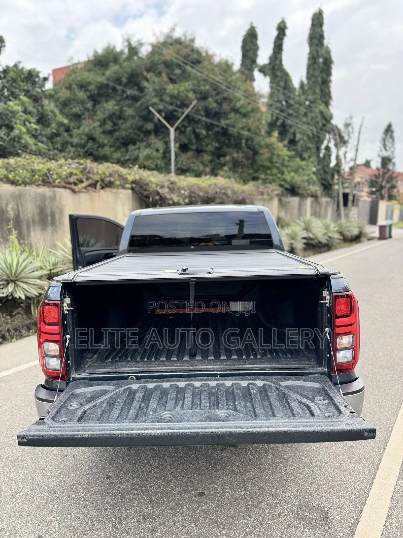 Mitsubishi L200 2024 Gray