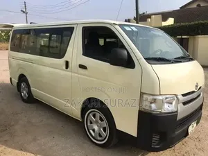 Toyota HiAce 2017