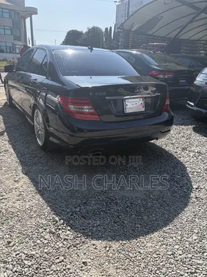 Mercedes-Benz C250 2014 Black