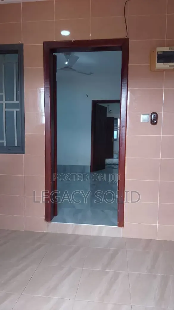 1bdrm Apartment in Legacy Solid Real, New Town for rent