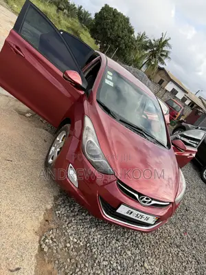 Hyundai Elantra Limited 2012 Red