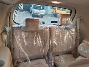 Toyota Land Cruiser Prado 2017 White