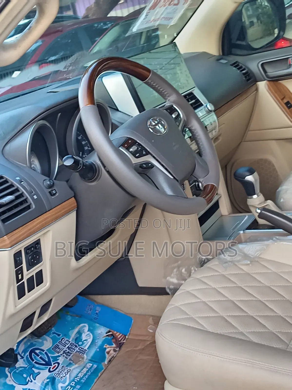 Toyota Land Cruiser Prado 2017 White