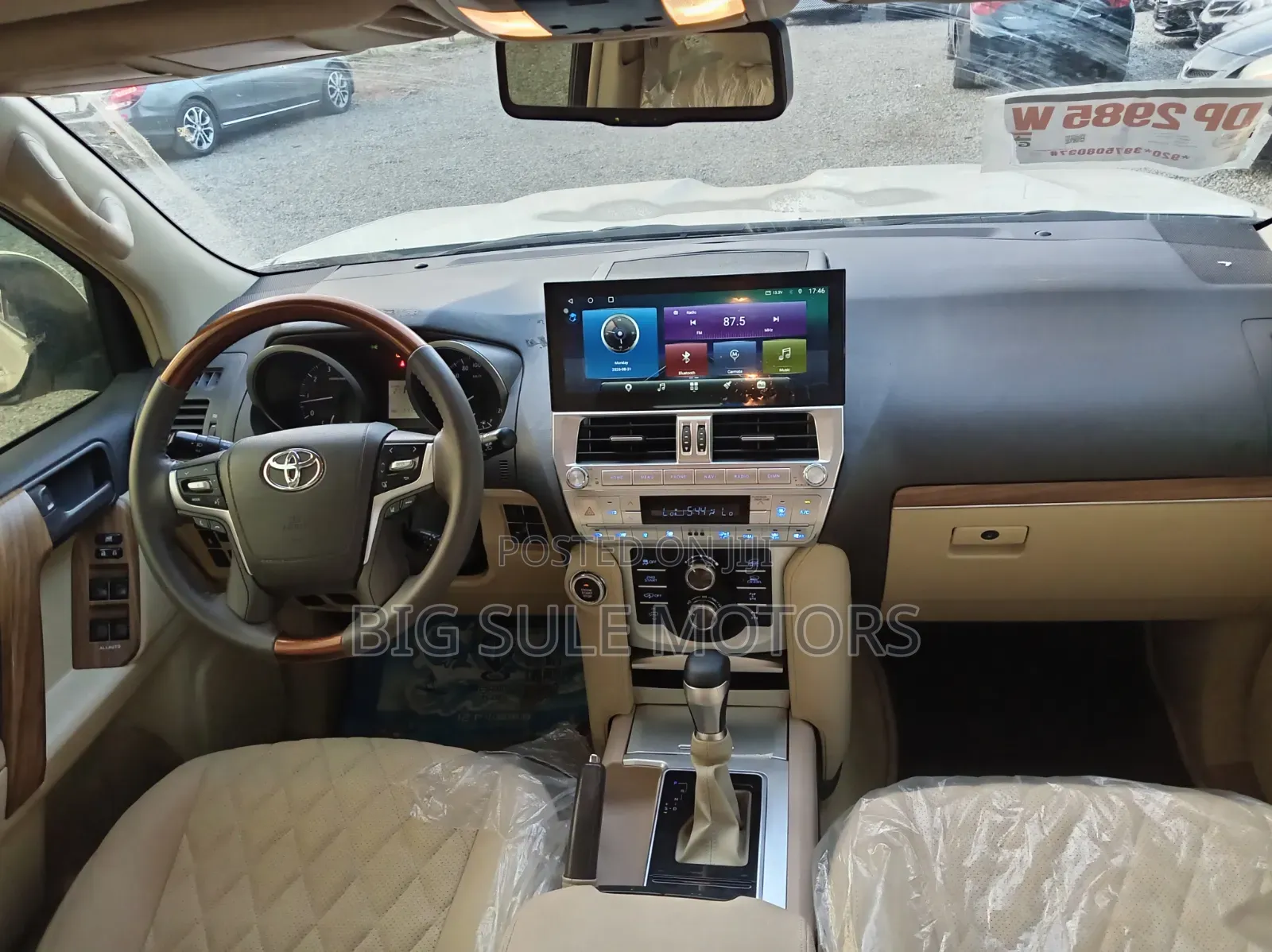 Toyota Land Cruiser Prado 2017 White