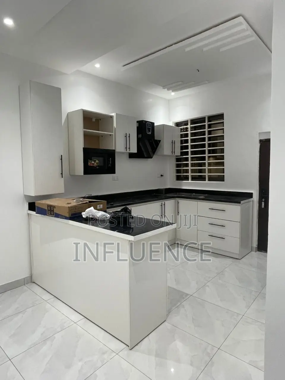3bdrm House in Botwe, East Legon for sale
