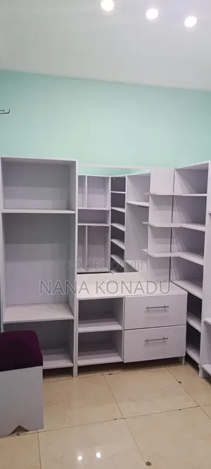 6bdrm House in Slim Property, ECOMOG for sale