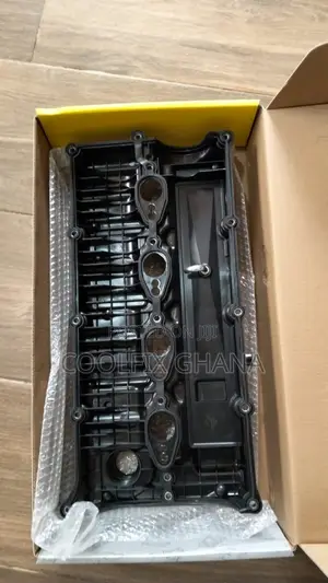 Engine Valve Cover