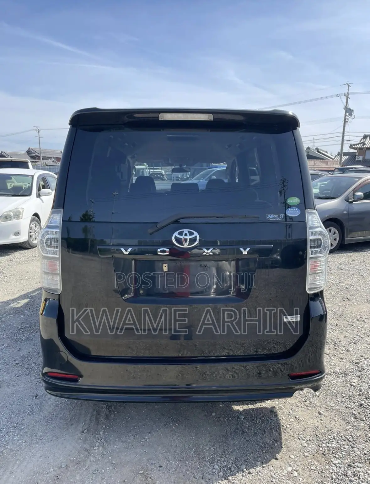 Toyota Voxy V 2WD 8-Seater 2012 Black