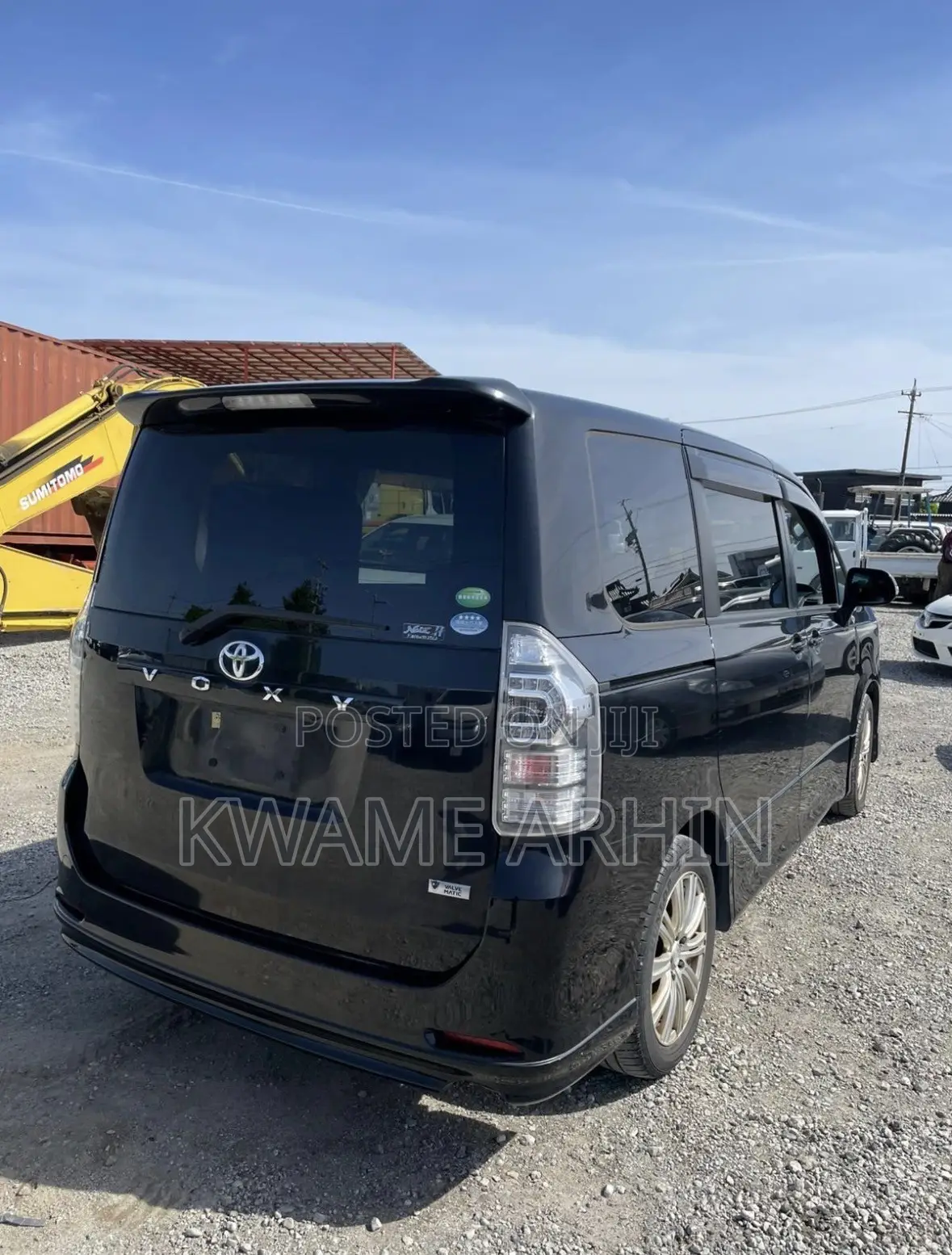 Toyota Voxy V 2WD 8-Seater 2012 Black