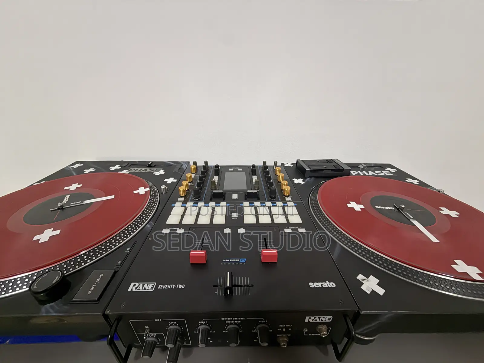 Turntables Phase DJ Controller Pioneer