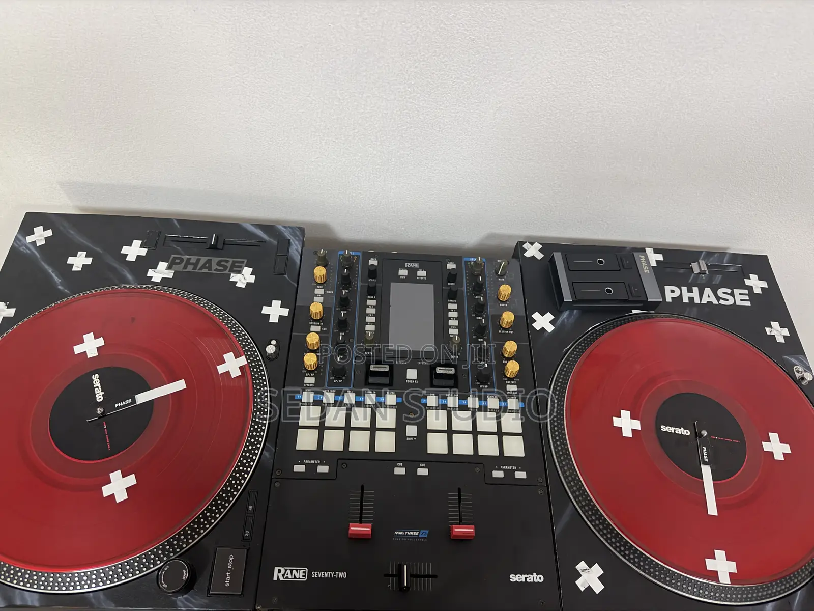 Turntables Phase DJ Controller Pioneer