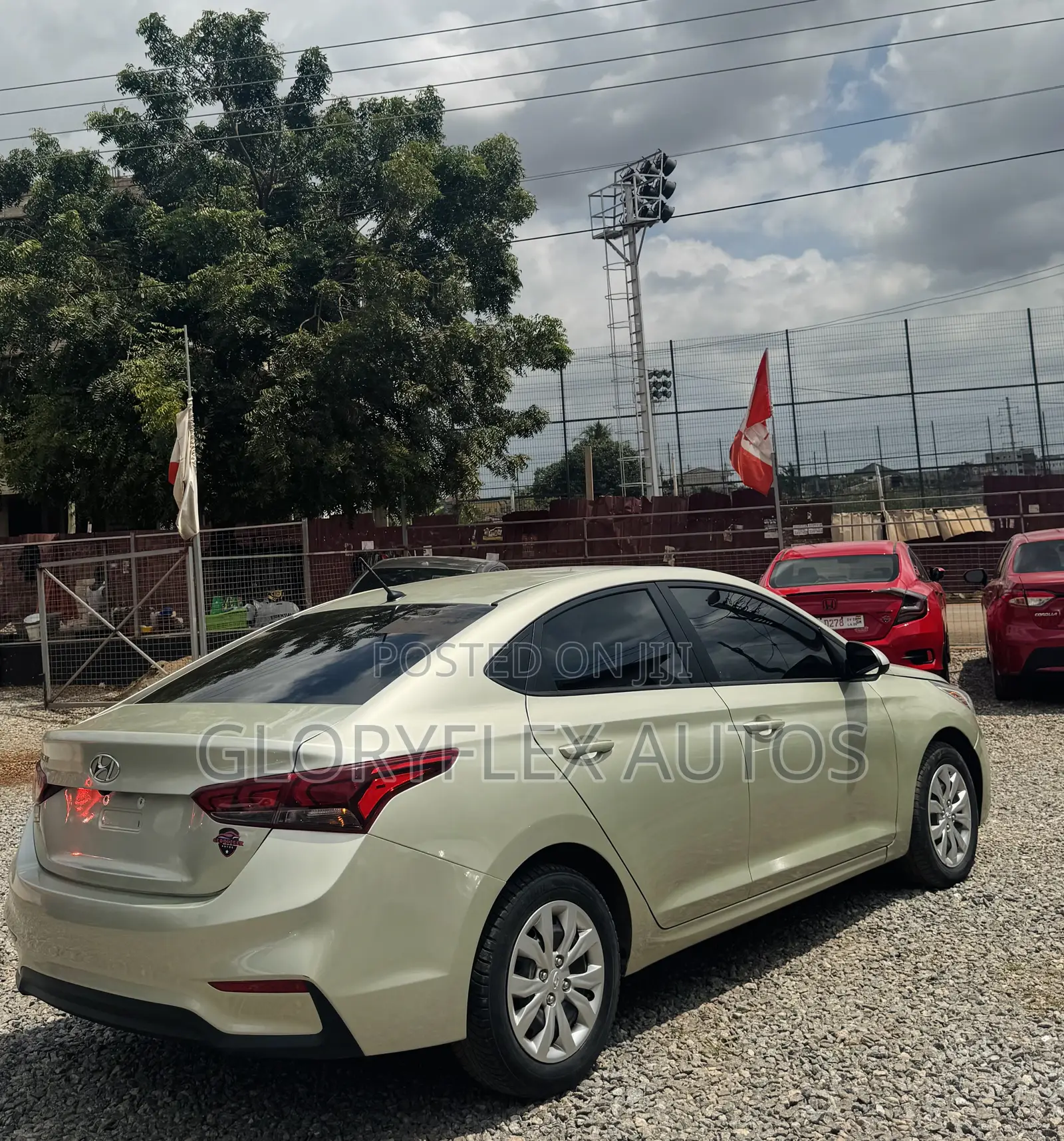 Hyundai Accent SE 2018 Beige