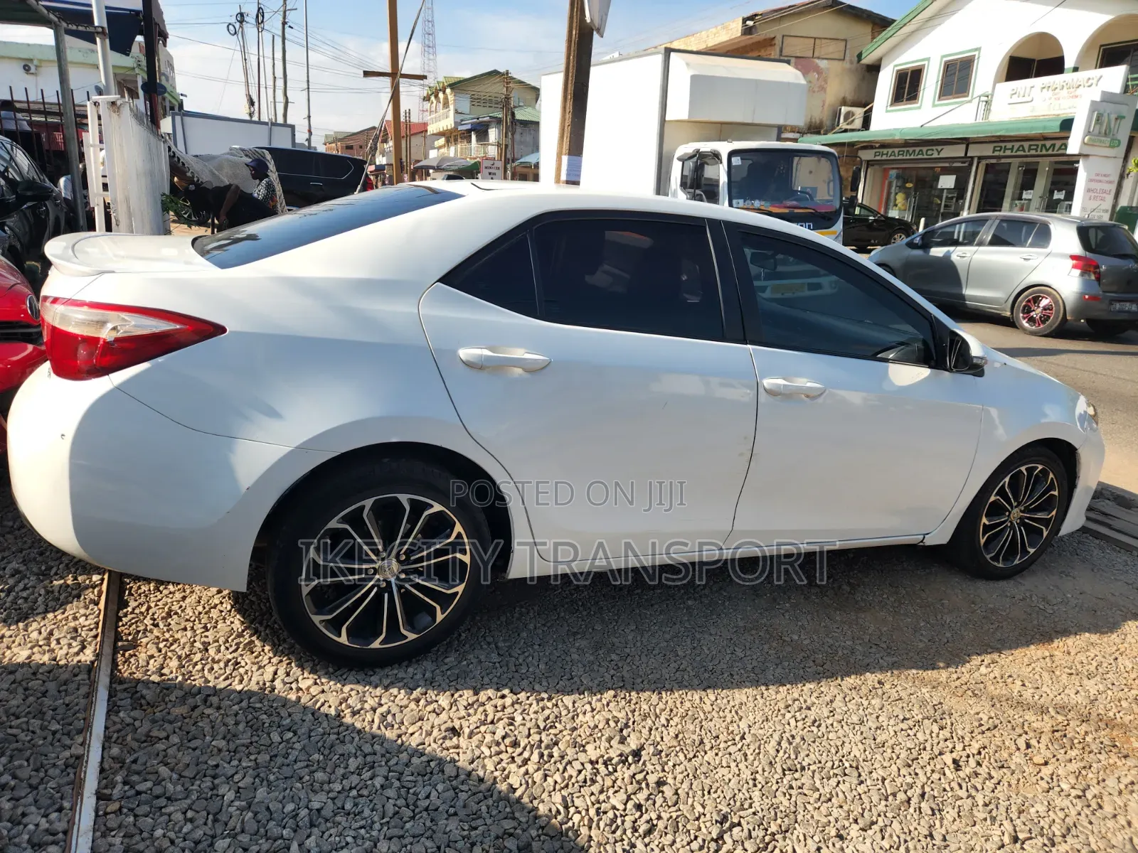Toyota Corolla S 4dr Sedan (1.8L 4cyl CVT) 2016 White