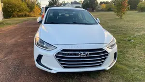 Hyundai Elantra 2018 White