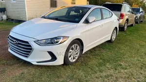 Hyundai Elantra 2018 White
