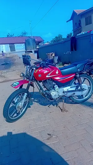 Royal RY150 2024 Red