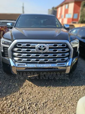 Toyota Tundra 2022 Black