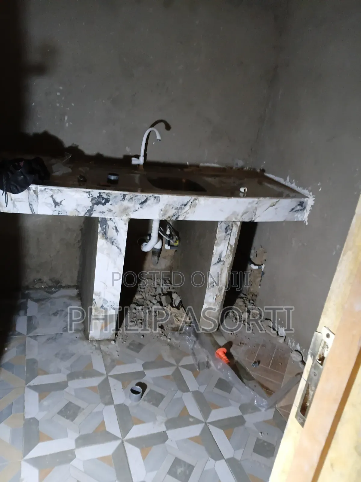 Get Your W.C ,Kitchen Sink and Basin Fixed Correctly