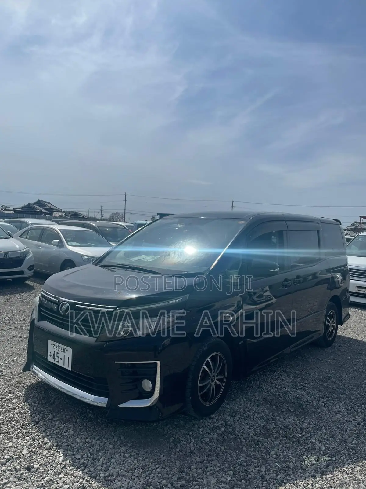 Toyota Voxy ZS Kirameki 2WD 7-Seater 2015 Black