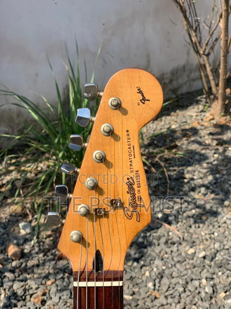 Fender Squier Stratocaster With Padded Bag