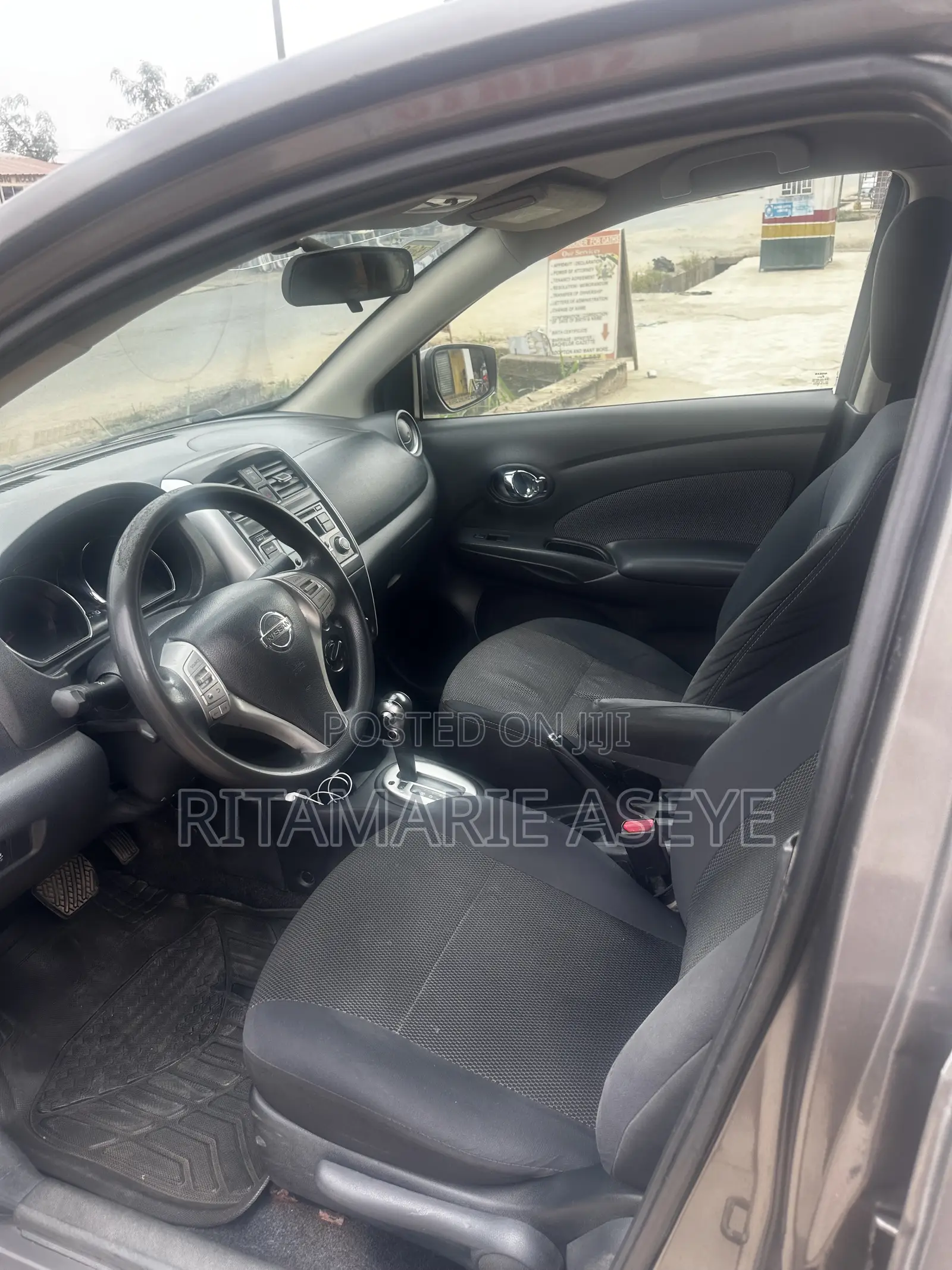 Nissan Versa 1.6 SV 4dr Sedan (1.6L 4cyl CVT) 2015 Brown
