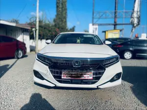 Honda Accord Touring 2.0T 2022 White