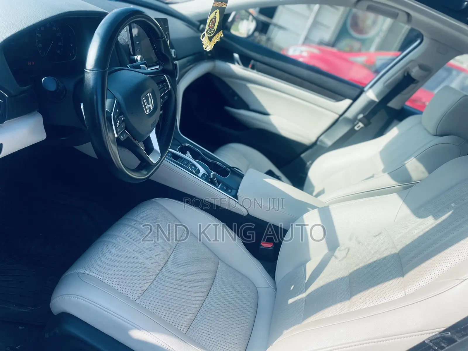 Honda Accord Touring 2.0T 2022 White