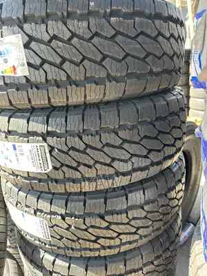 Bridgestone Tyres: 265/70r16 112t