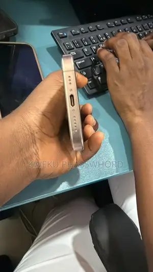 Apple iPhone 16 Pro 256 GB White