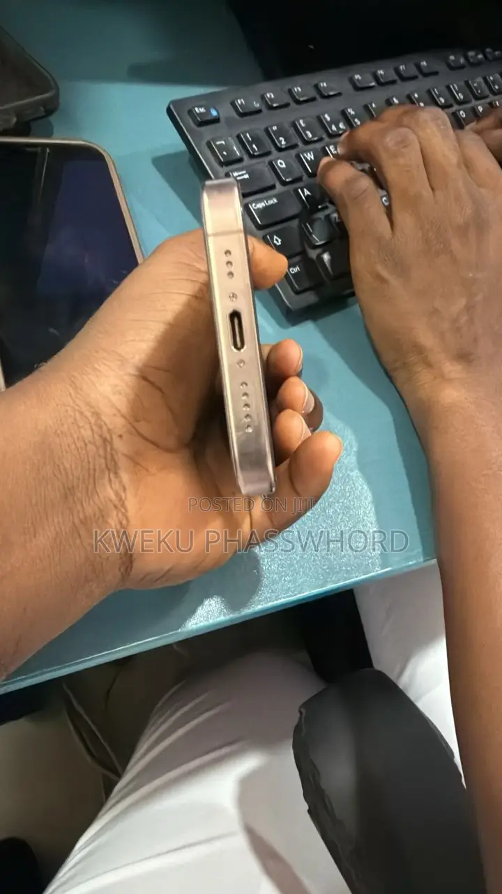 Apple iPhone 16 Pro 256 GB White