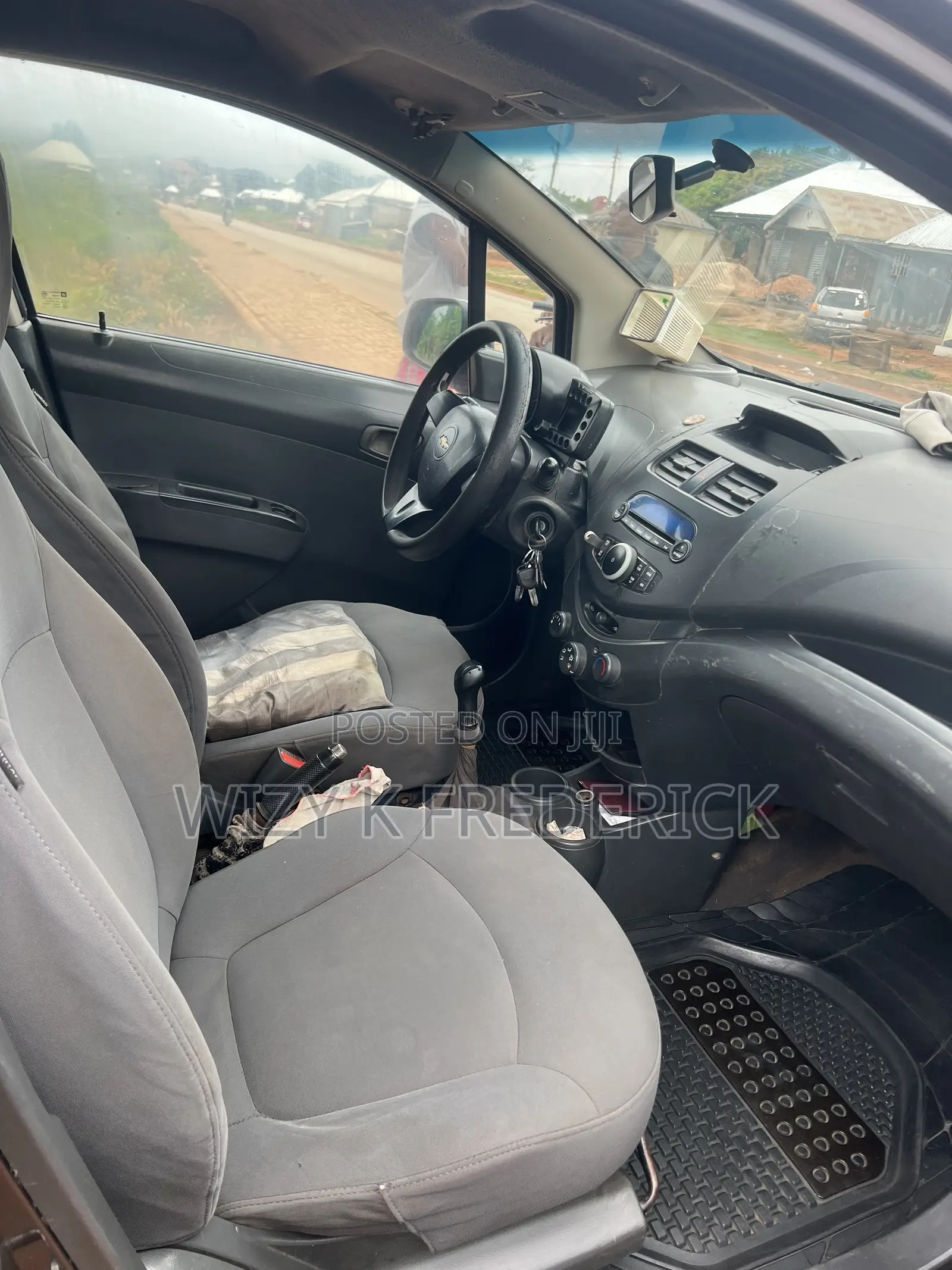 Chevrolet Spark 1LT 2013 Black