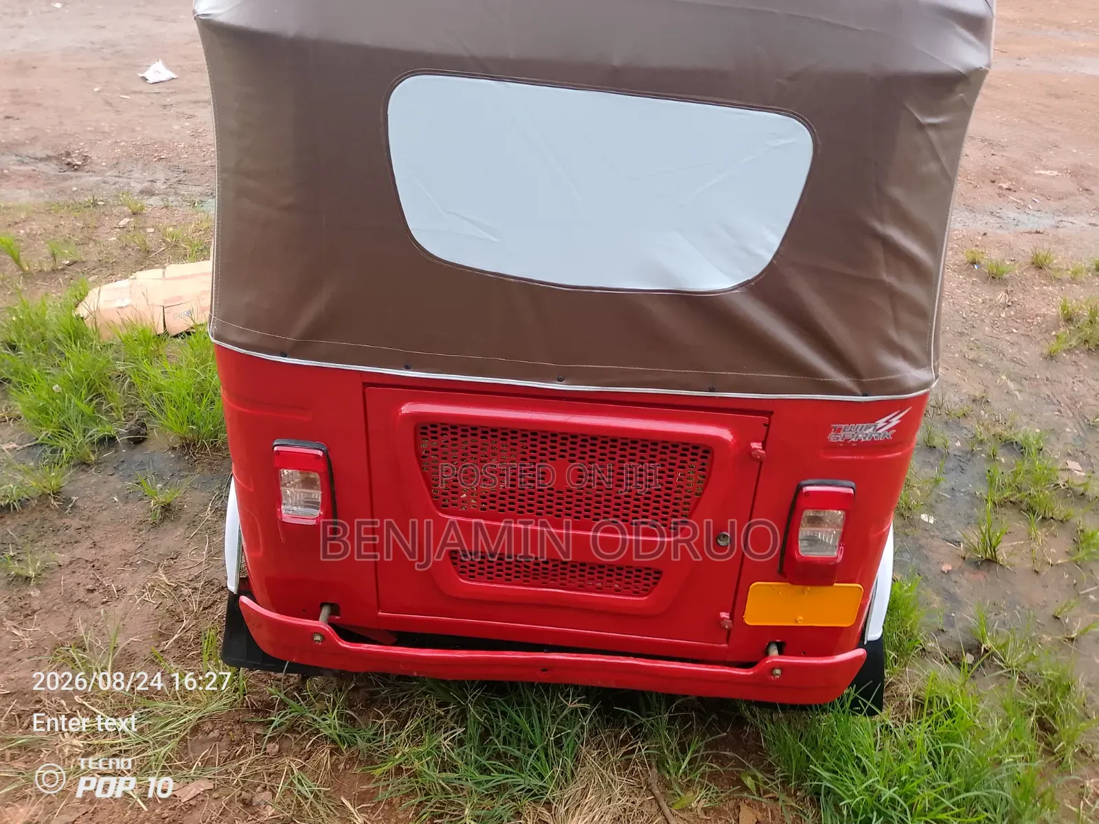 Bajaj RE 2025 Red