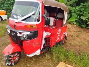 Bajaj RE 2025 Red