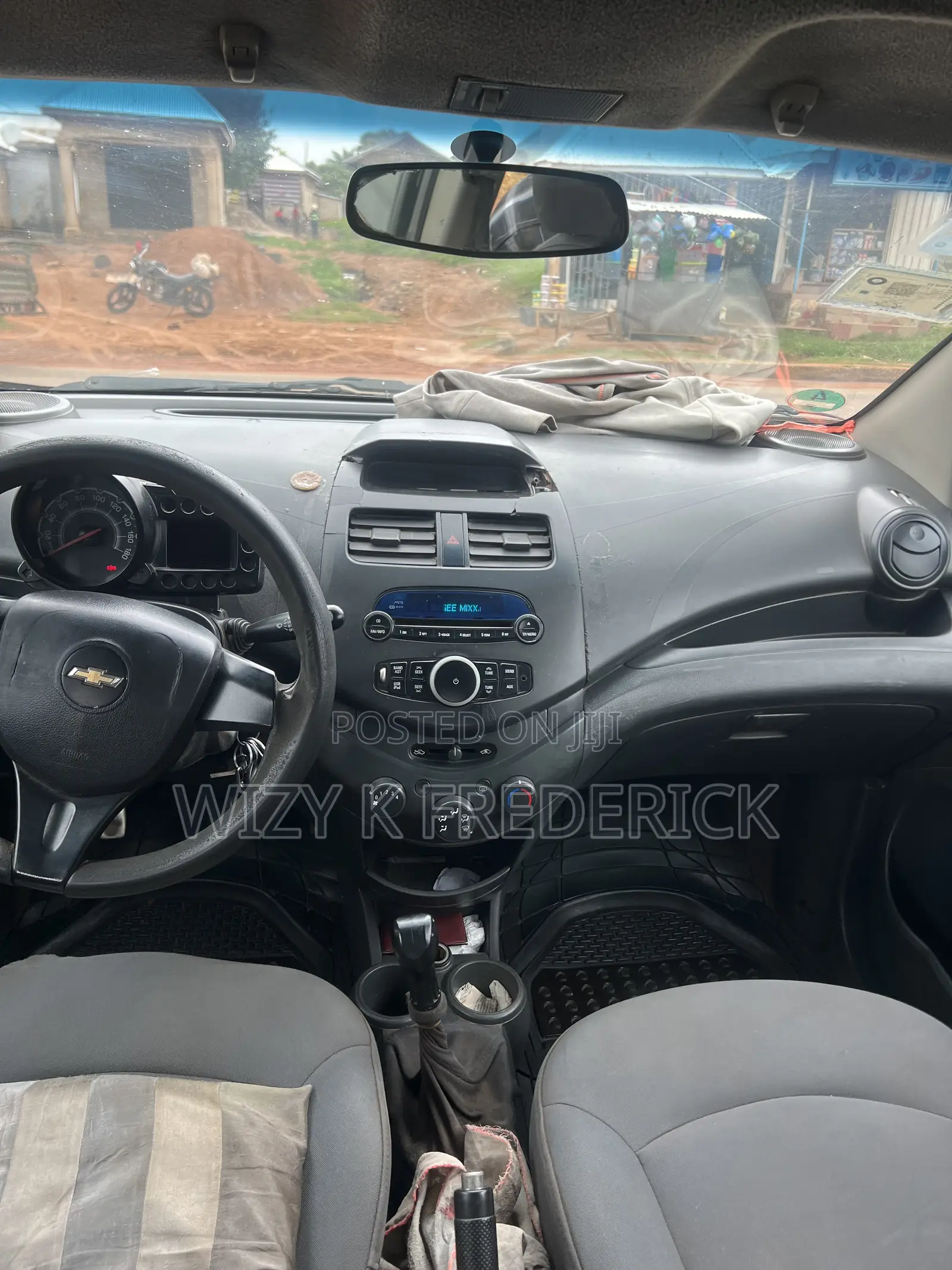 Chevrolet Spark 1LT 2013 Black