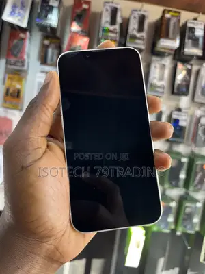 Apple iPhone 13 128 GB Silver