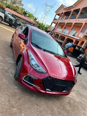 Hyundai Elantra GLS Sedan FWD (1.8L 4cyl 6M) 2013 Red