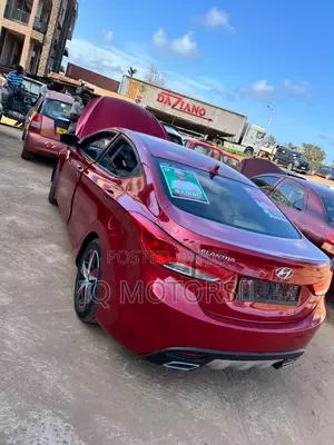 Hyundai Elantra GLS Sedan FWD (1.8L 4cyl 6M) 2013 Red