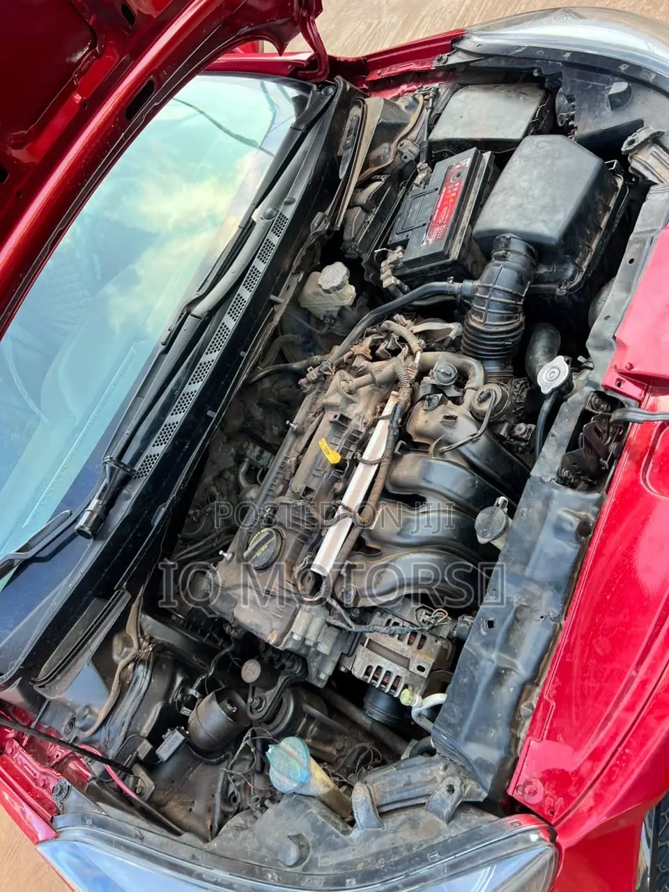 Hyundai Elantra GLS Sedan FWD (1.8L 4cyl 6M) 2013 Red
